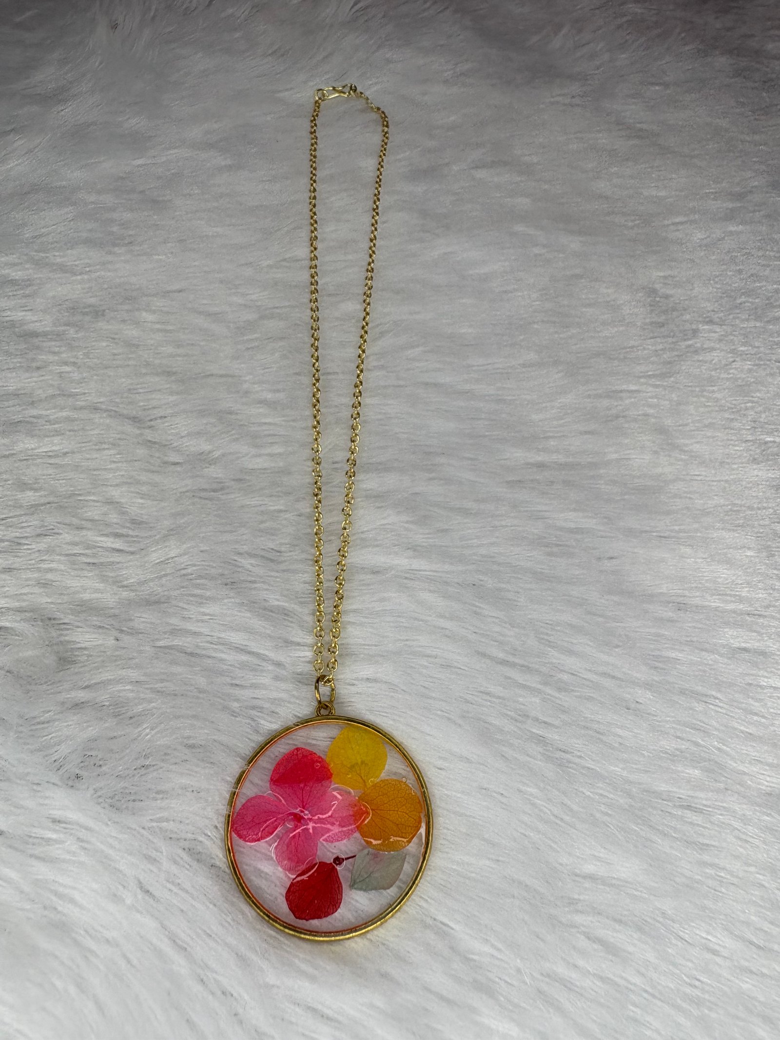 Resin chain