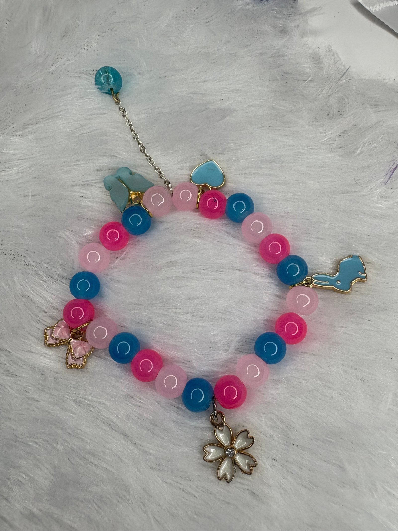 Hanging crystal bracelet 