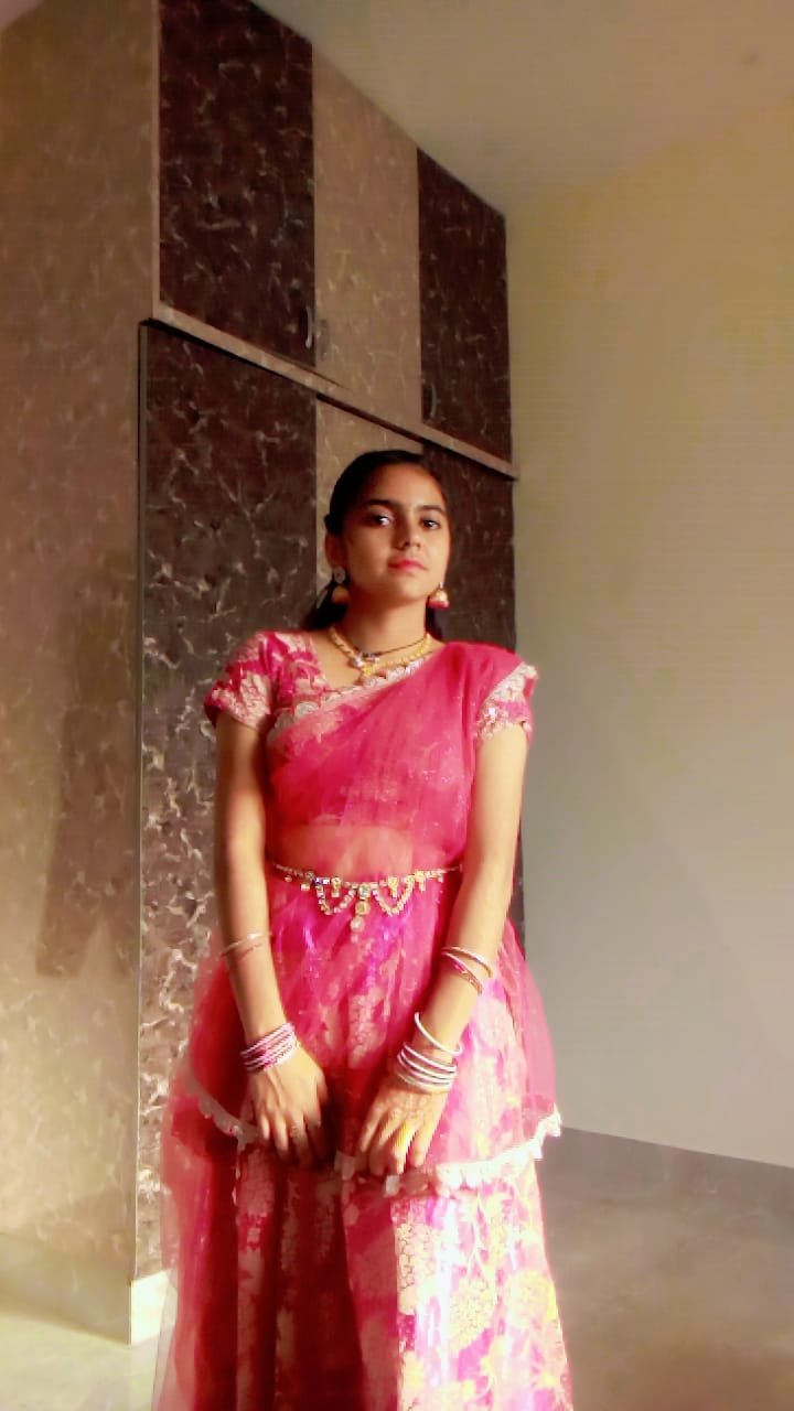 Girl lehenga stone 