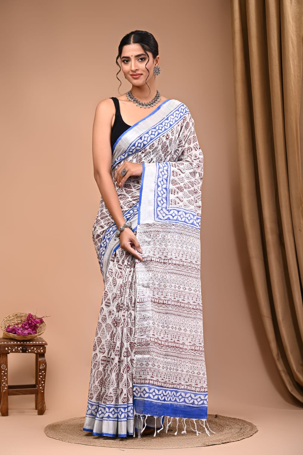 Product Image 698