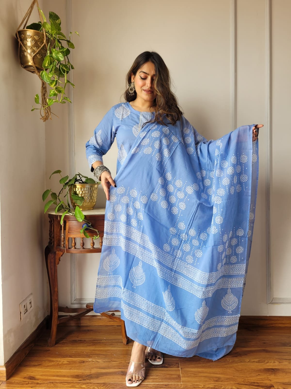 Product Image 736