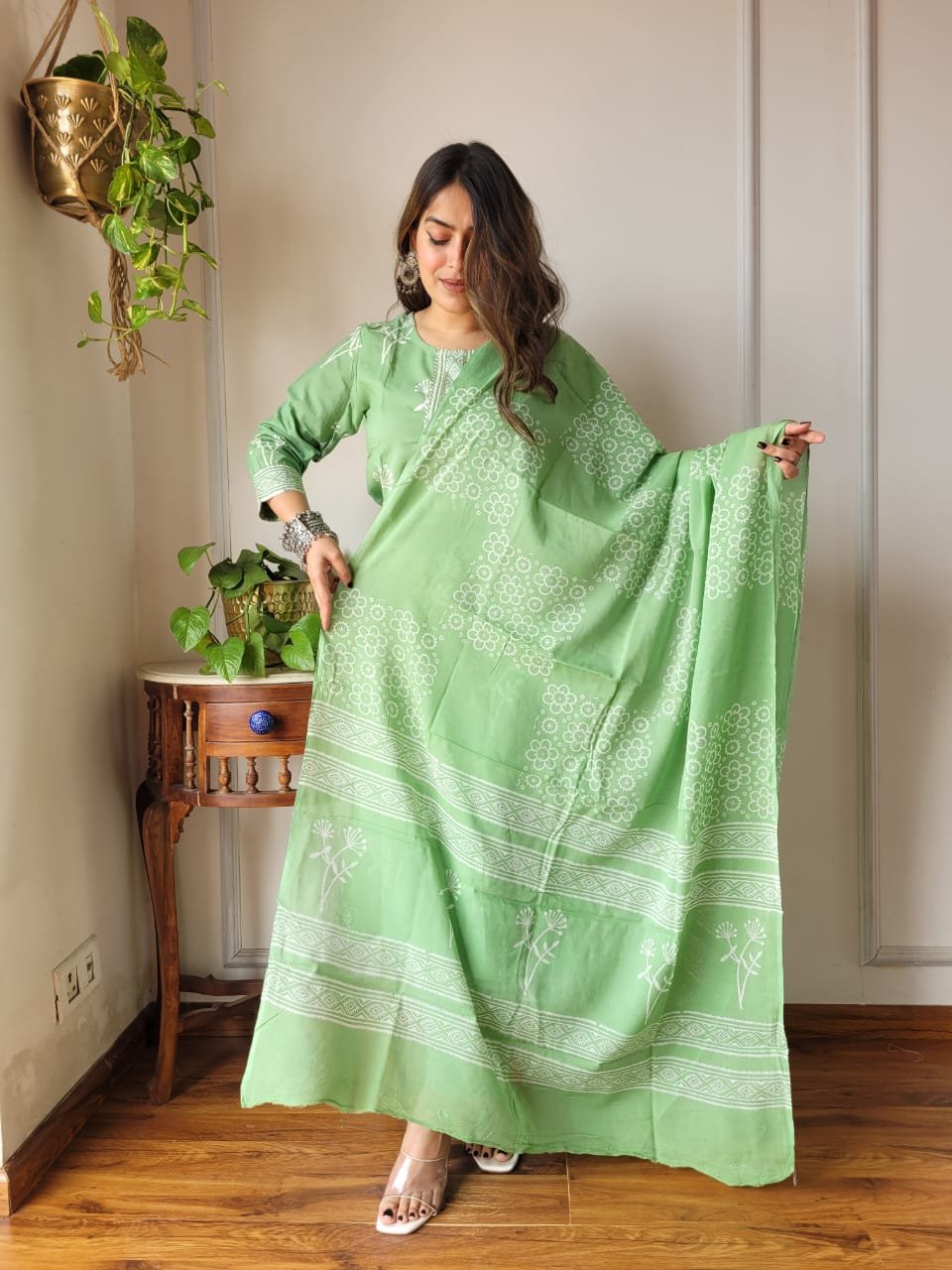 Product Image 731