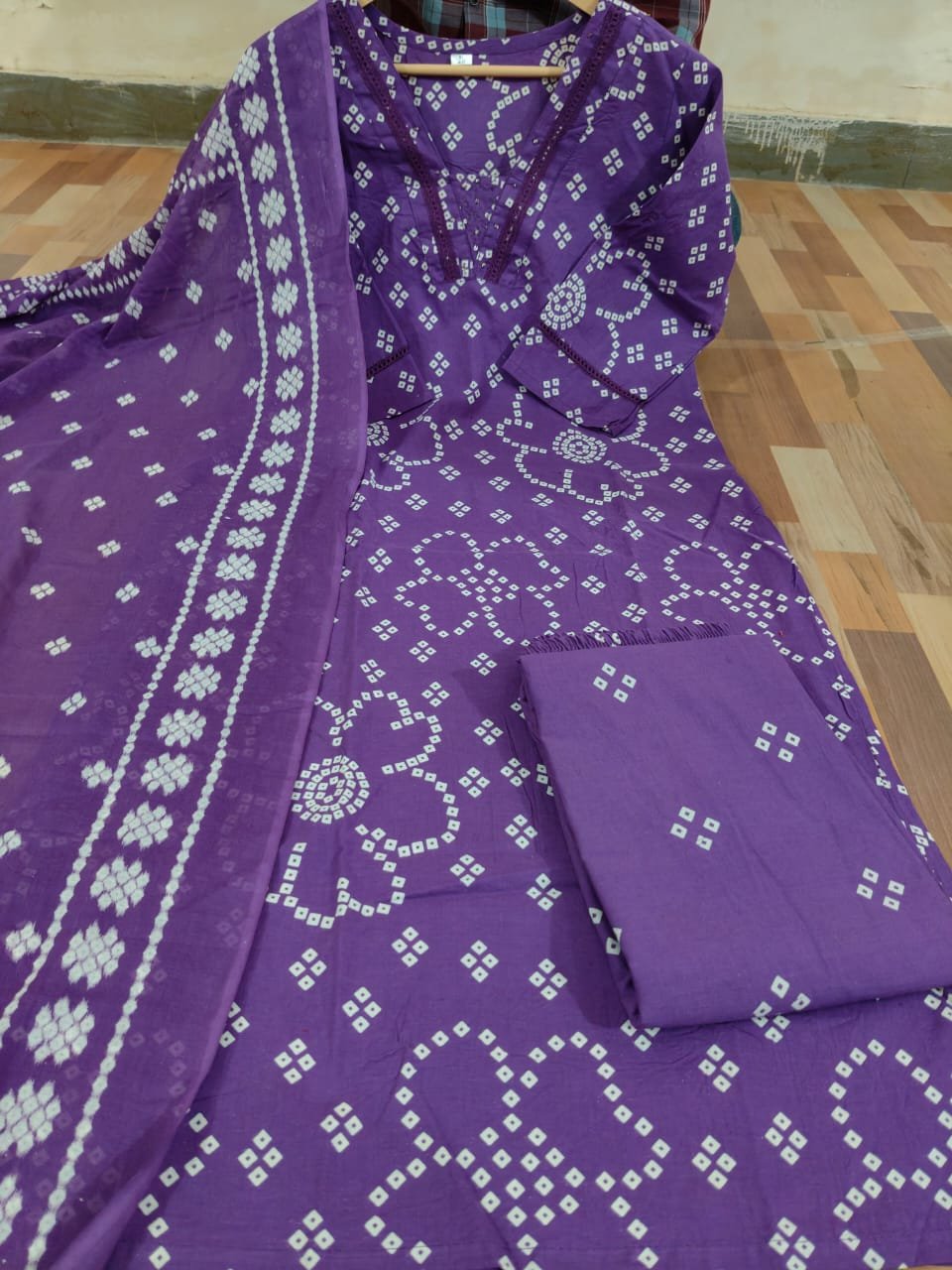 Product Image 755